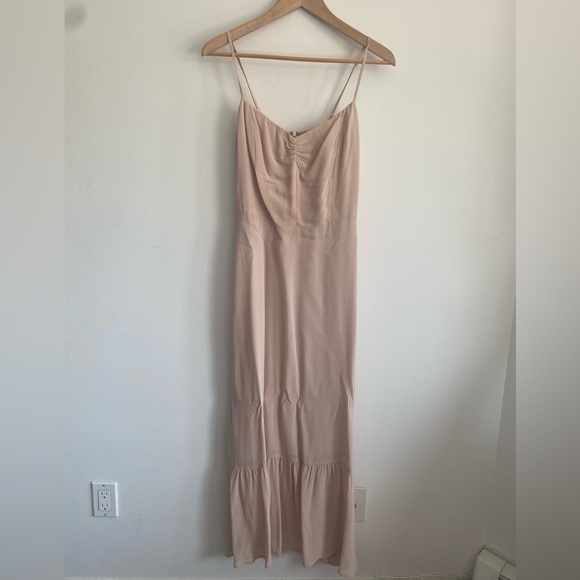 Reformation Emersyn Dress in Champagne - Picture 7 of 9